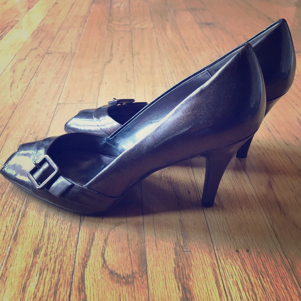 Bronze metallic peep toe heels